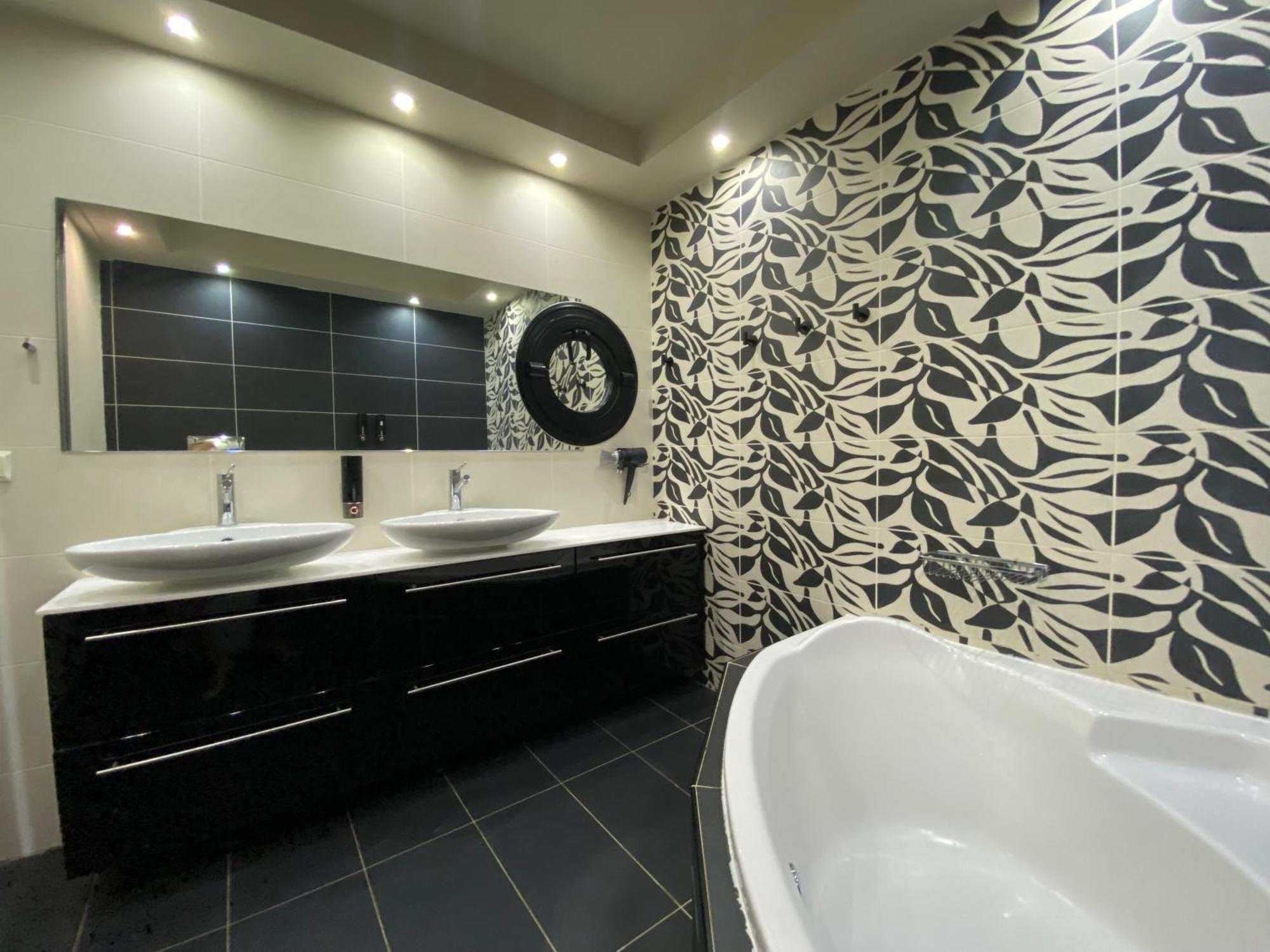 Luxury View Apartment 10Min From Athens Airport โกโรปิออน ภายนอก รูปภาพ